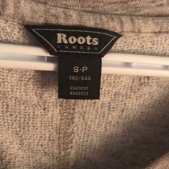 Roots Sweater Dress - Picture 4 of 4